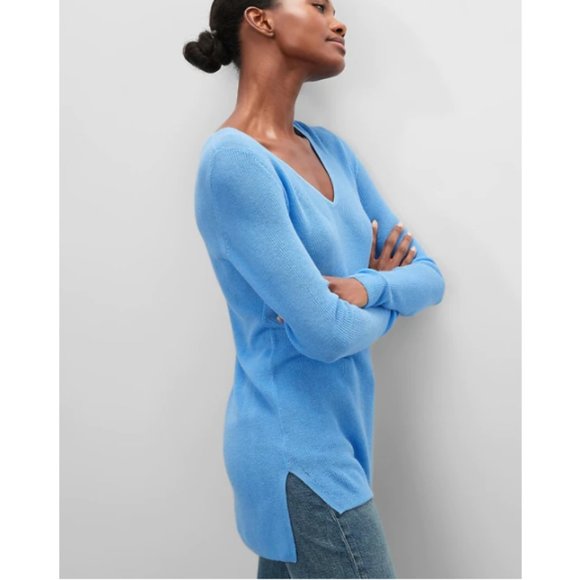 🍌Banana Republic Sweater - Picture 2 of 10